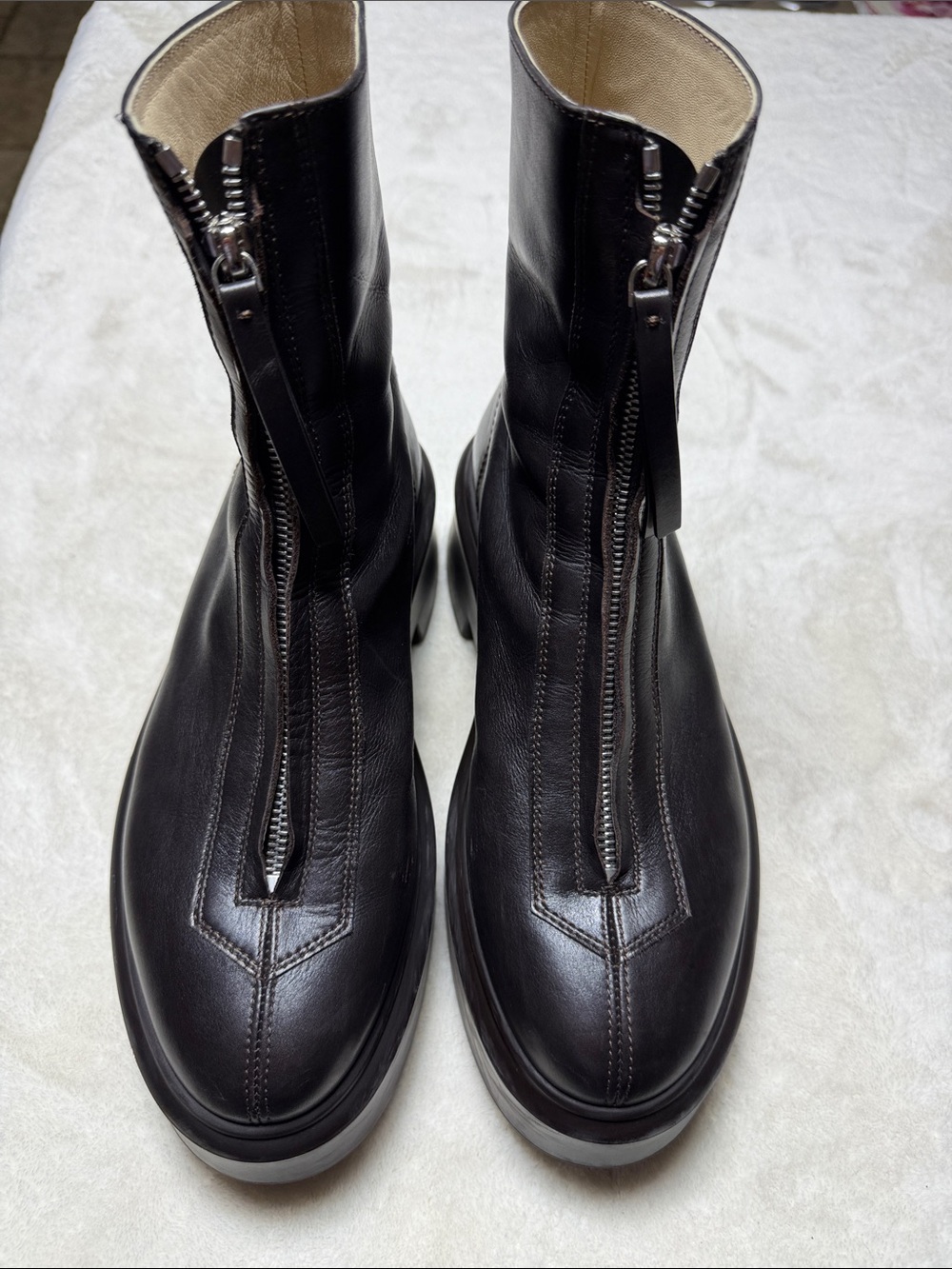 The Row Zipped Booties Size 38 1/2 In Great Pre-Loved shape 👢 - Picture 3 of 15